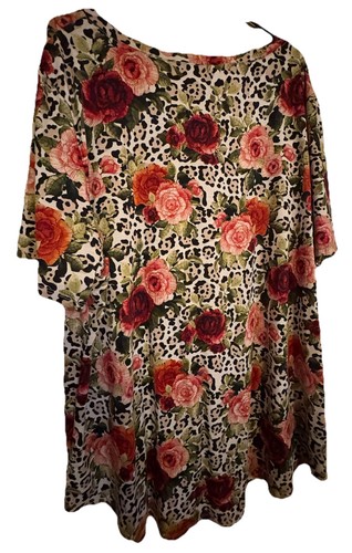 LuLaRoe 2XL Iris Tunika Top - Leoparden- & Rosenmuster Allover, gebraucht - Bild 6 von 10