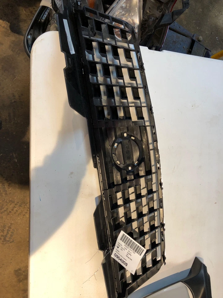 07 08 09 Nissan NISSAN SENTRA Grille - Image 2 of 2