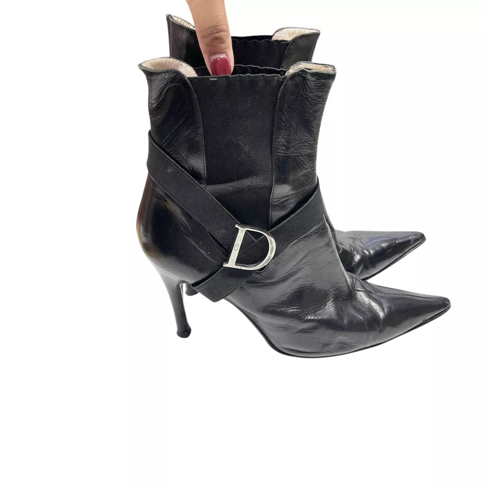 Bottines Dior cuir noir bout pointu pointure 40 1/2