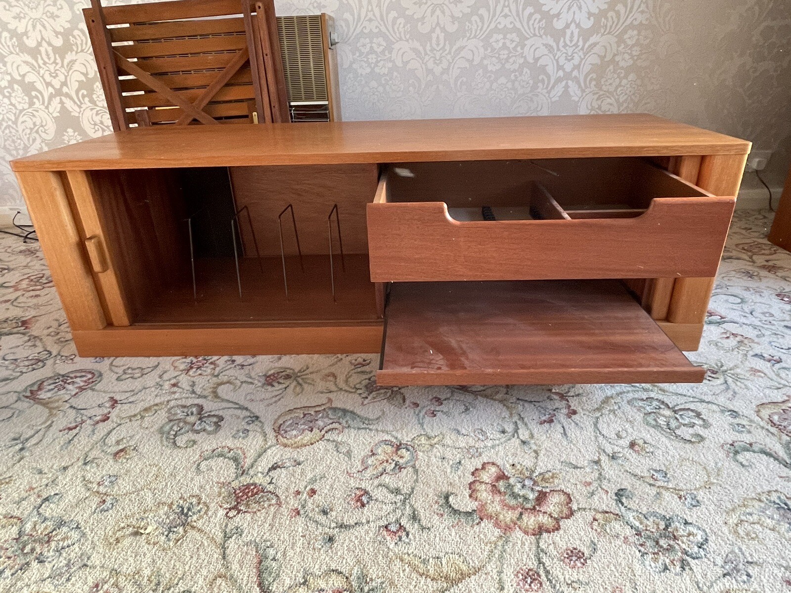Vintage G Plan TV/ Media / Entertainment Unit with Sliding Doors eBay