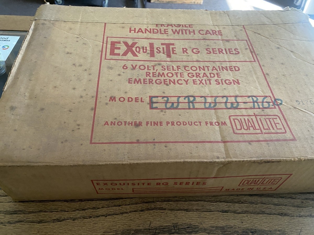 *⑅୨୧ rtsegy ୨୧⑅* 1980's Pair Dual Lite Exit Red Letter Sign USA 6 Volt New In Box