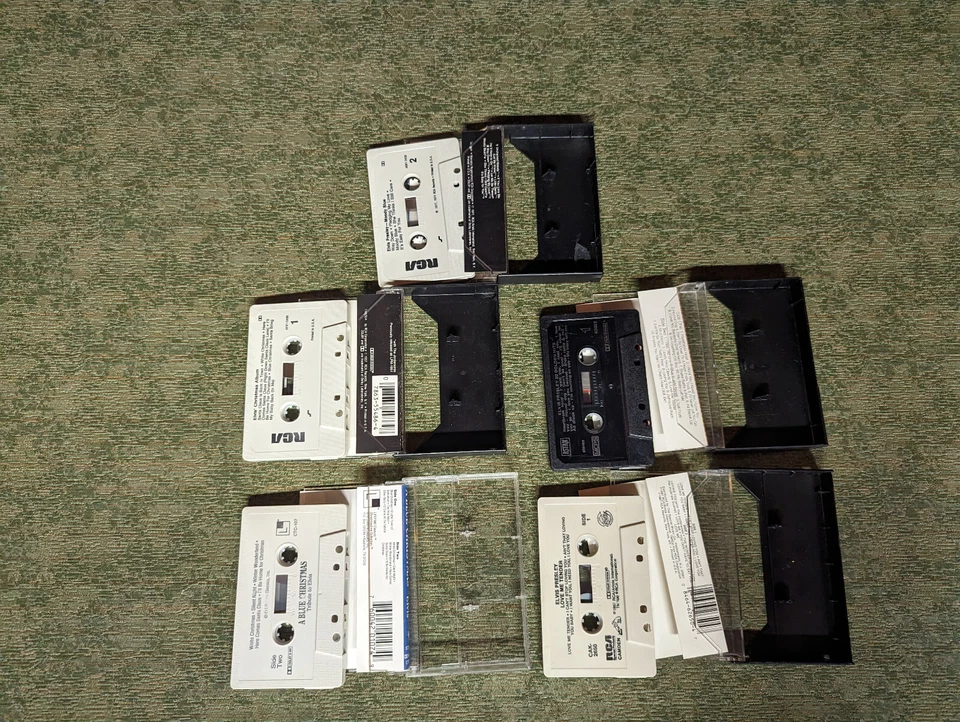 Elvis Presley - Moody Blue, Christmas, Hits, Love me Tender Cassette Set Lot Foto 3 de 4