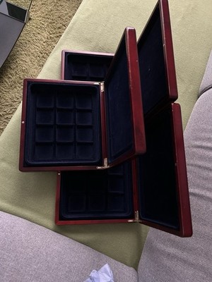 3 Münzkassetten 28,5x24,5x5cm 12 Eck.Pos.5x5cm Magnetverschluss incl.25 Kapseln