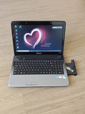 MEDION Akoya E6234 Laptop 15,6'' | Pentium 2020M | 4GB RAM | 1TB HDD | Windows 10