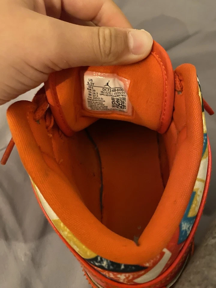 Nike Air Jordan 1 Mid SE, foto 4 di 4