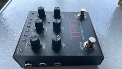DIGITECH TRIOPLUS Multi-Processor Band Creator Guitar Looper