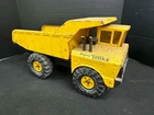 VINTAGE MIGHTY TONKA 1970's DUMP TRUCK XMB-975 WEAR IN BED OF TRUCK