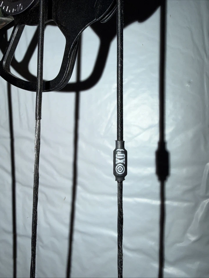 Arco compuesto G5 Quest Rogue mano derecha con estuche y accesorios Foto 4 de 4