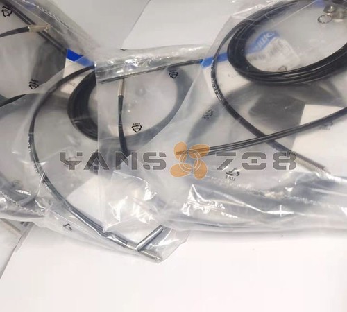 1PCS For Omron Fibre Optical Sensors E32-ZT22