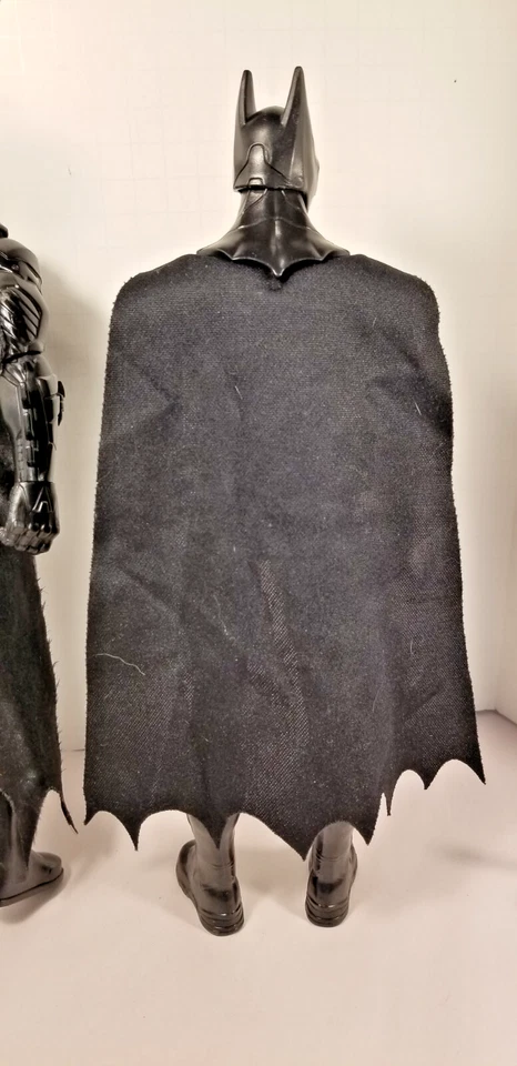 2 figuras de acción de Batman de 12" DC Comics Foto 4 de 4