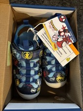 Zapato sandalia iluminado gancho y bucle Marvel Spidey & His Amazing Friends talla 9