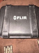 FLIR E6 Wi-Fi Thermal Imaging Camera (240x180) - Case, Charger & Manuals