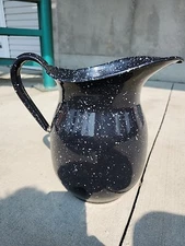VTG.WWII USN Vollrath Enamel;Farmhouse WATER PITCHER Military BLACK SPECK;10.25"
