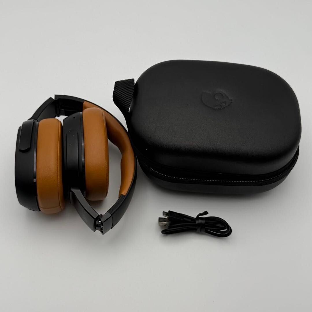 【箱有/完品/限定品】Crusher 360 S6MBW-J373 BLACK USED] SKULLCANDY CRUSHER 360 S6MBW-J373 Headphone Black Tan