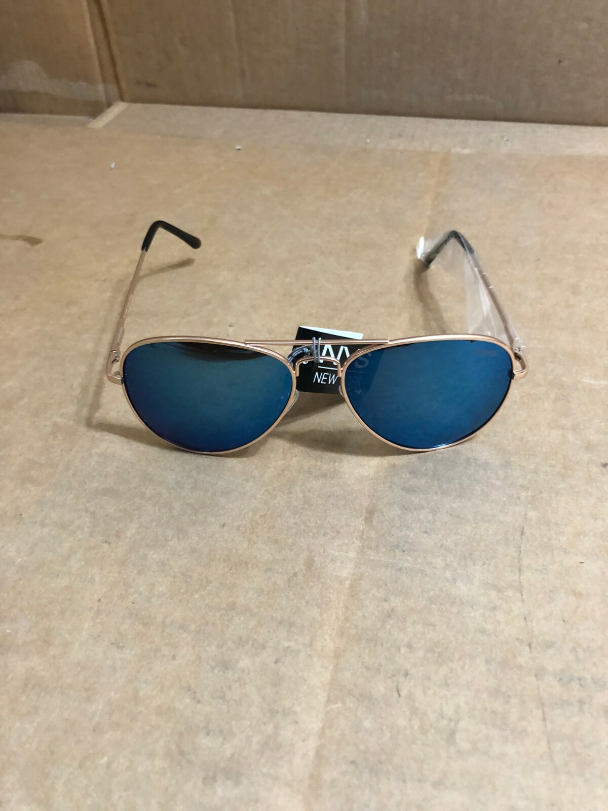 Stylish NYS Aviator Sunglasses with Premium Design and UV Protection-image