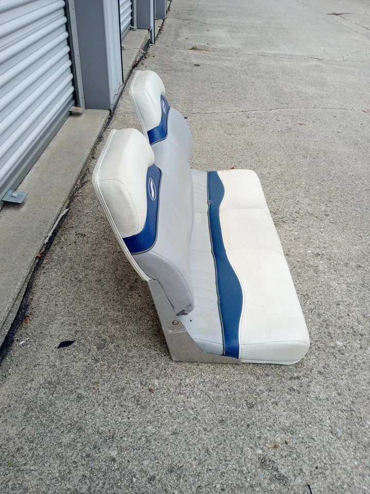 VINTAGE boat folding bench seat. - Image 3 of 4
