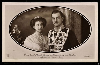 Postcard Prince Ernst August Duke of Brunswick in Hussar uniform and his gems 