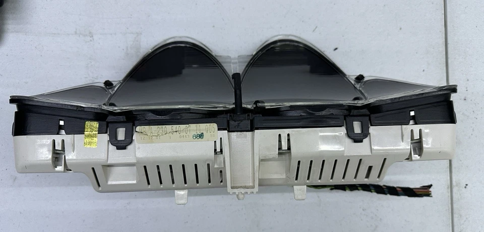 03-08 Velocímetro cuadro de instrumentos Mercedes R230 SL500 SL550 SL600 FABRICANTE DE EQUIPOS ORIGINALES Foto 4 de 4