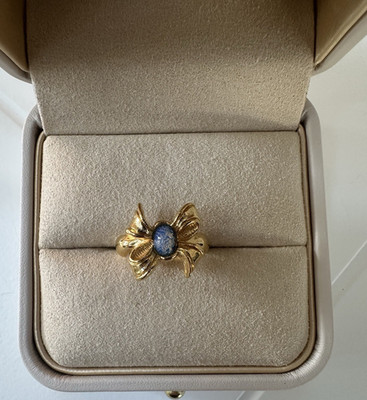 Vintage Avon Yellow Gold Bow Ring with Oval Blue Sapphire Center, Size 5