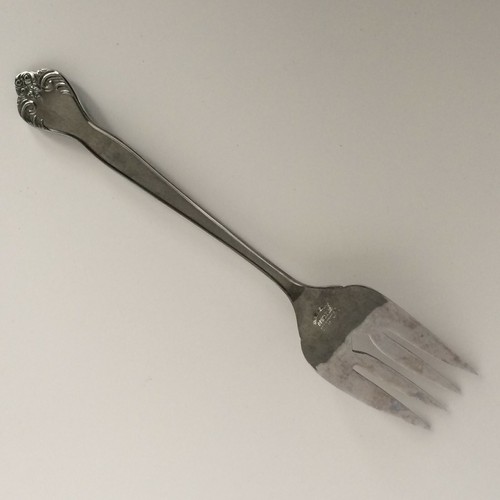 Versailles Medium Solid Cold Meat Serving Fork by MSI Merchandise Service Roses - Picture 4 of 5