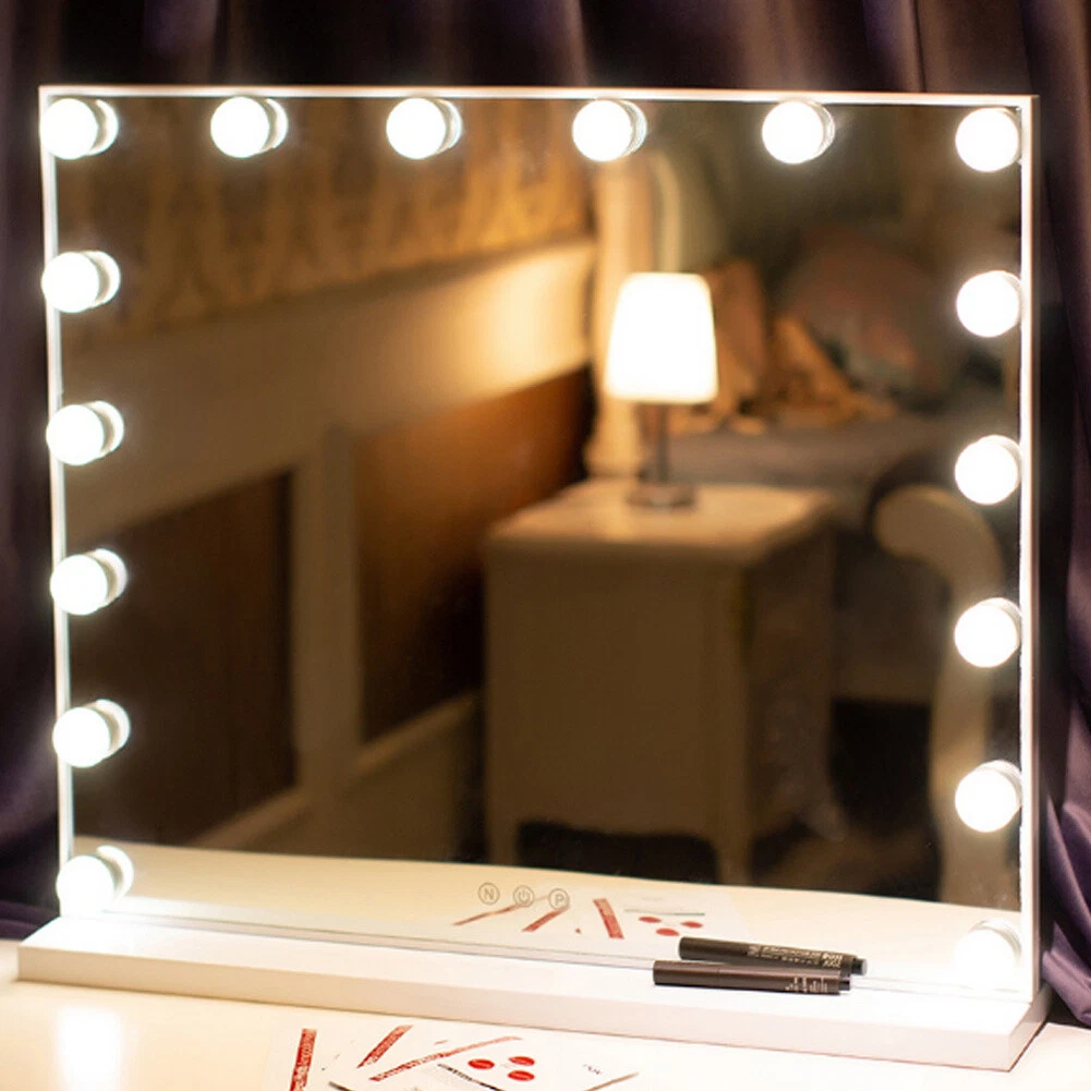 Makeup table 2024 light bulbs