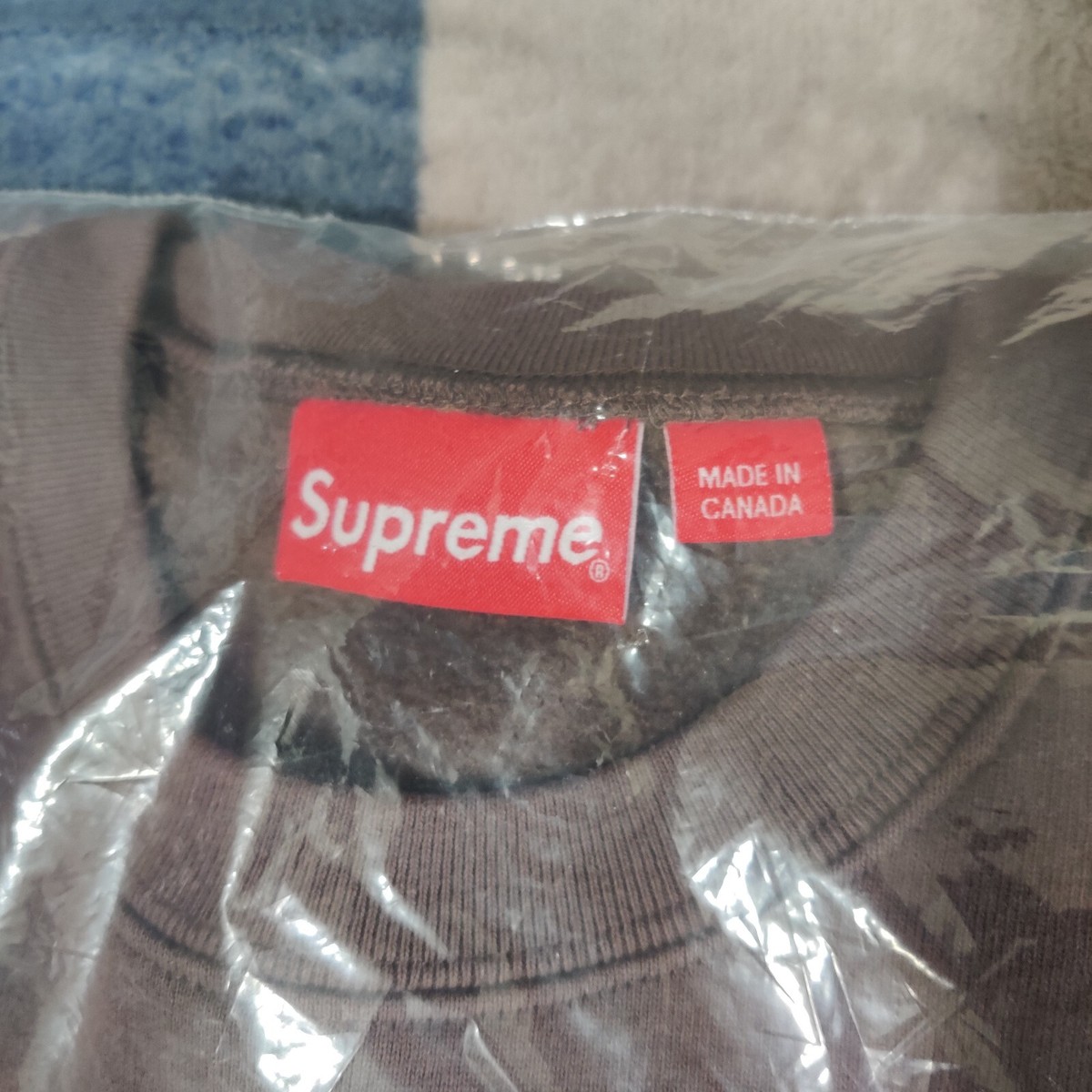 Supreme Brown Box Logo Crewneck - FW22 - 100% Authentic Supreme Brown Box Logo Crewneck - FW22 - 100% Authentic