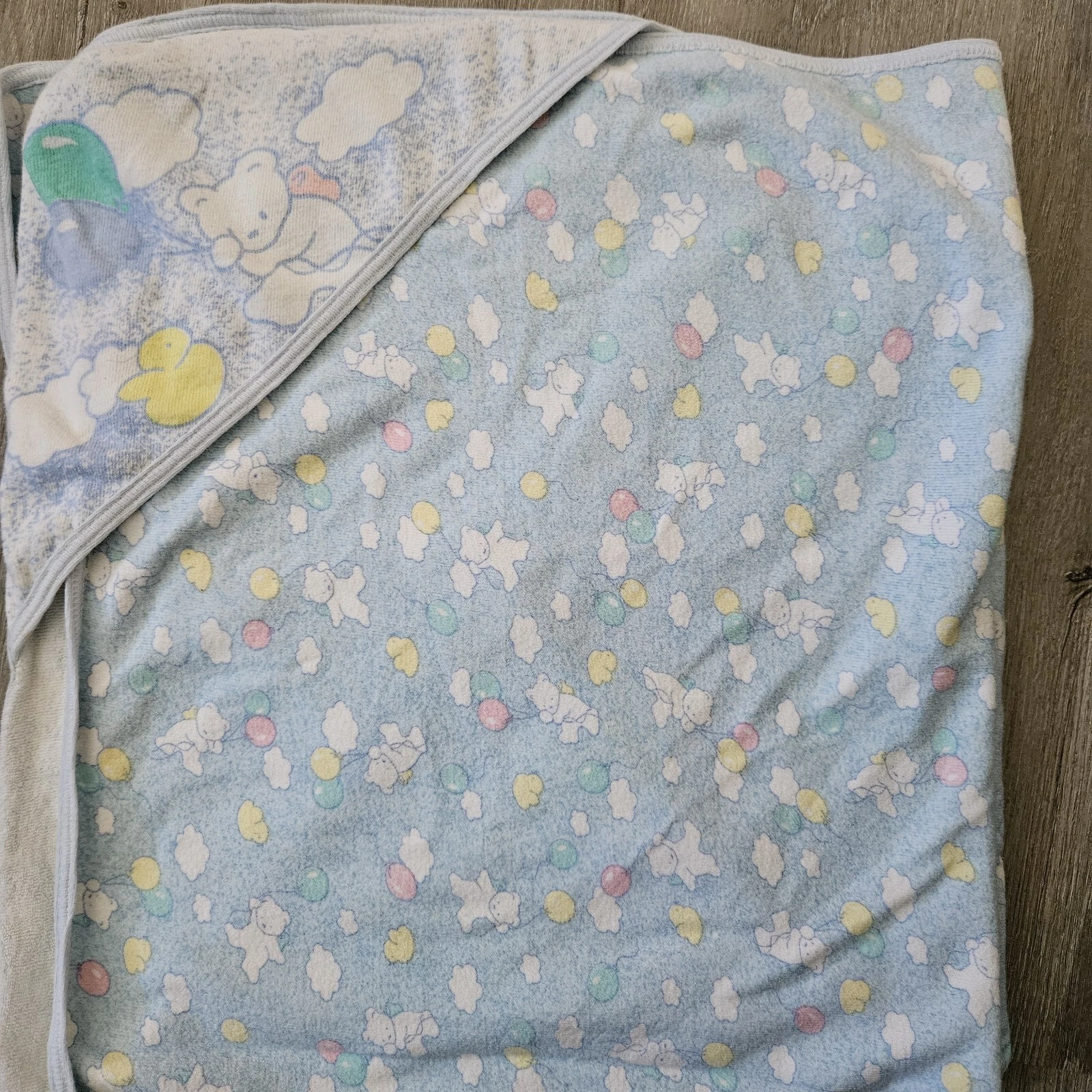Vintage Bright Future Hooded Baby Towel Teddy Bear Balloon Blue White USA Made
Opens in a new window