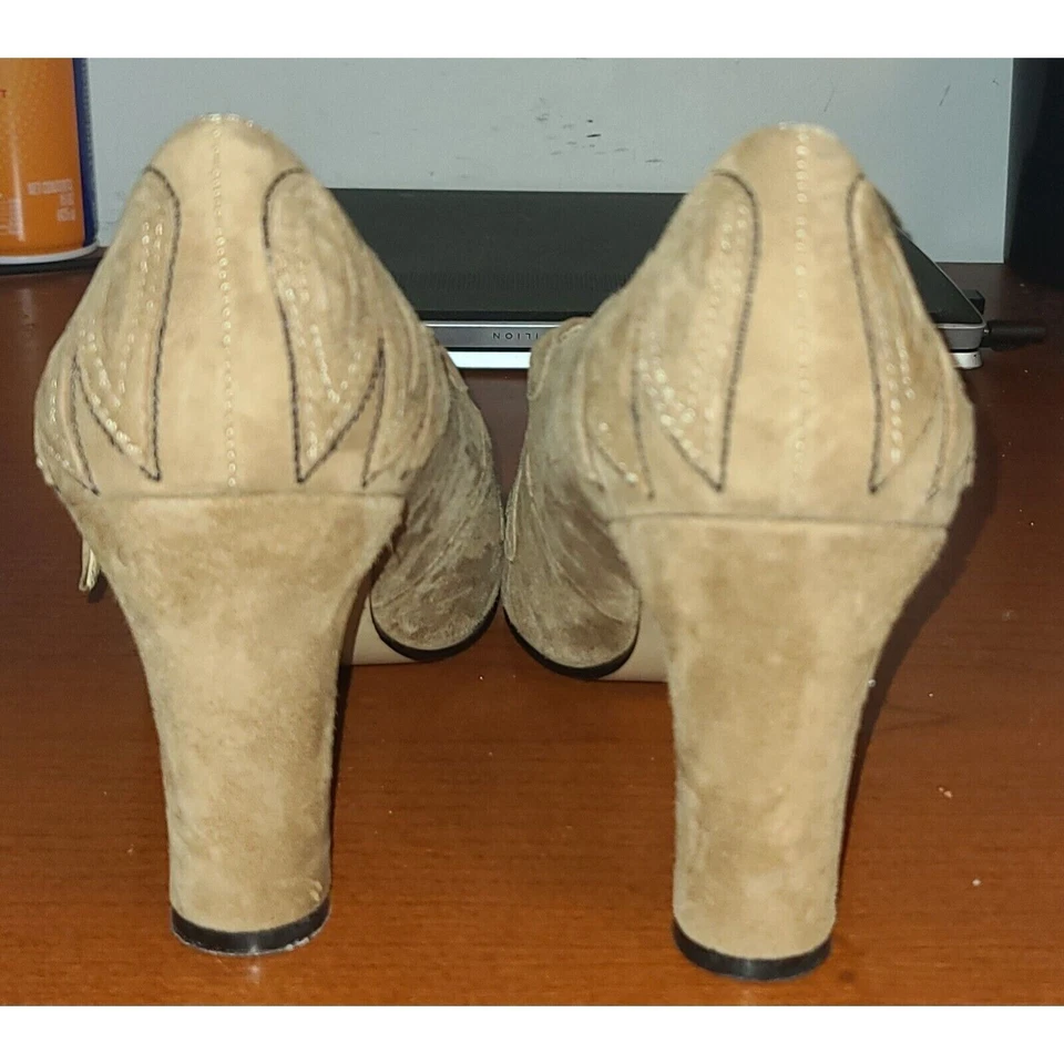 Zapatos PAZZO para mujer 7,5 M pequeños con hebilla/correa cuero gamuza tostado 3 pulgadas Tacón. Foto 4 de 4