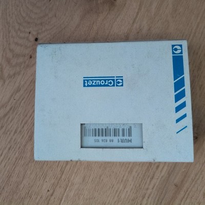 1PC NEW Crouzet time relay 88826105 MUR1 88826105