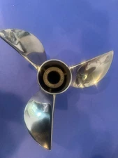 Signature 12  X 22 Cleaver  Propeller  Mercury APX 13 Splines 114 Hub Kit