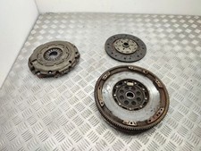 Mercedes-Benz A W176 2013 Kupplungssatz A0262500501 Benzin 90kW SAU78920 Mercedes-Benz A W176 2013 Kupplungssatz A0262500501 Benzin 90kW SAU78920