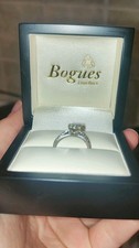 Engagement Ring 9crt Diamond Custer