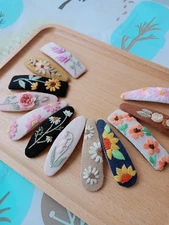 Daisy Embroidered Hair Clip, Hand Embroidery, Rose Pink Hair Pin, Cute Hair Clip