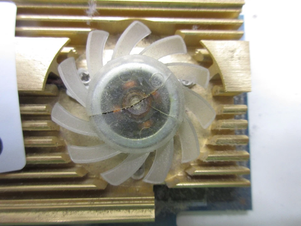 GeForce Galaxy 8400 GS 256 MB - READ - Image 3 of 4