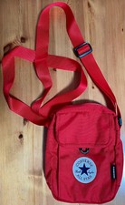 CONVERSE Crossbody Damen UmhängeTasche erfrischend KnallRot Taylor Patch NEU