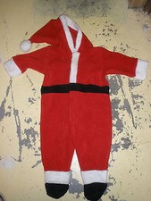 Old Navy fleece Santa 1 piece suit 6-12 month zips, hat, attached feet CUTE 22