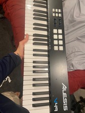 Alesis 49-key Usb Midi Keyboard Controller (v49mkii)