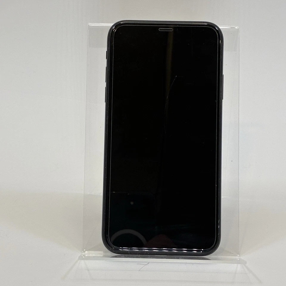 Apple iPhone XR | 64GB | Black | Unlocked | Cracked Screen | 83% Battery | Video - Image 2 of 4