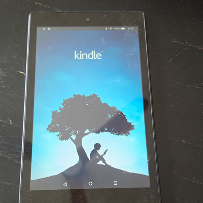 Amazon Kindle Fire 7'' Tablet 8GB Wi-Fi Black Touchscreen Quad-Core Fire OS