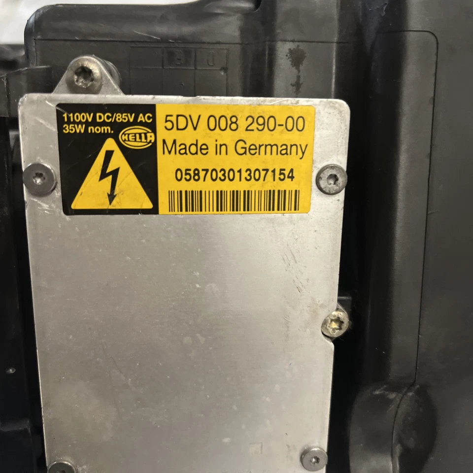 2008-2012 Audi A6 Right Head Light - Image 3 of 4