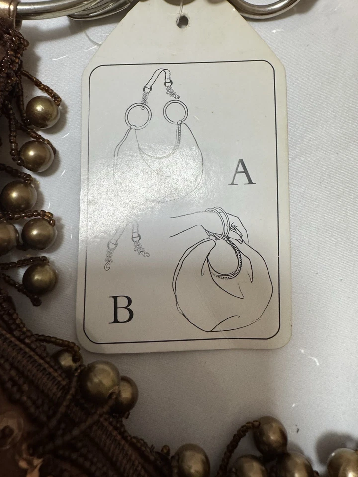 Bolso de mano Candice Los Angeles con cuentas de bronce brillante noche en forma de corazón nuevo con etiquetas Foto 4 de 4