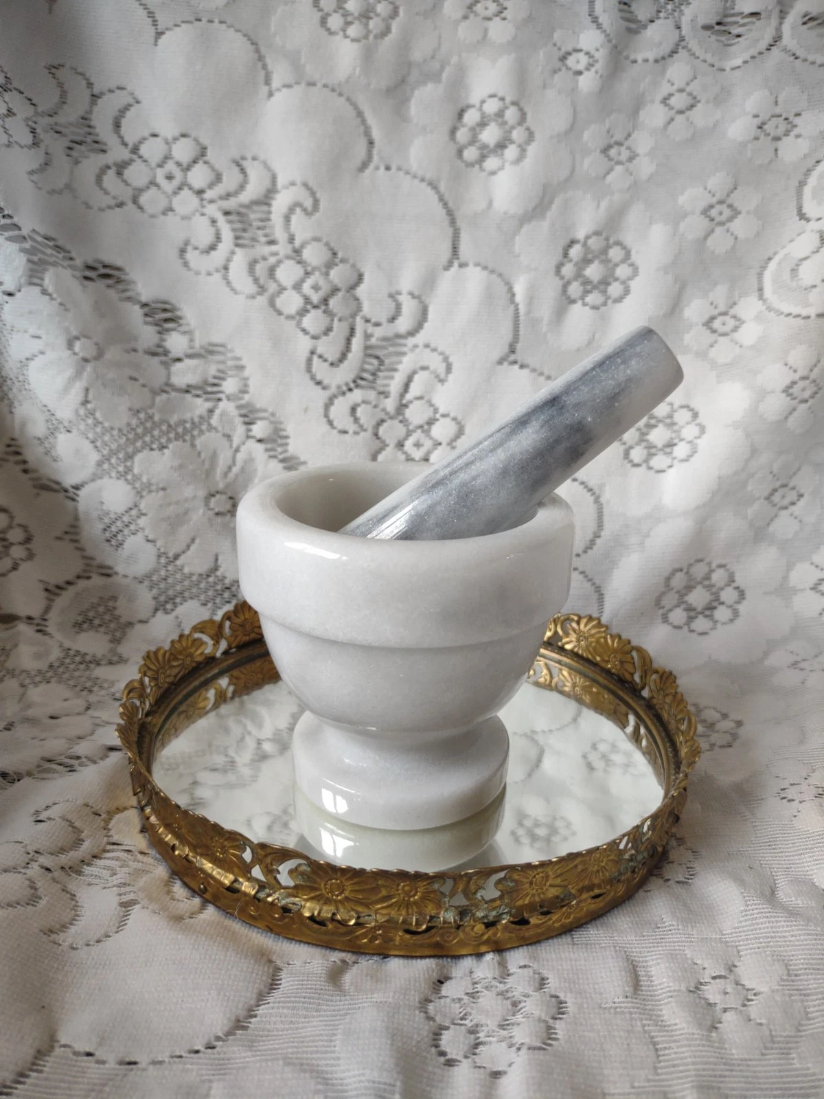 White And Grey Small Marble Mortar And Pestle Set