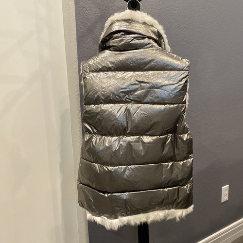 NWOT Gorgeous Goat Hair Women’s Moncler Vest, Silver With White Fur Size 0 - Picture 4 of 11