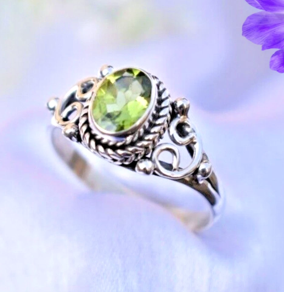Elegant Peridot Gemstone Handmade 925 Sterling Silver Jewelry Ring All Size - Image 2 of 4