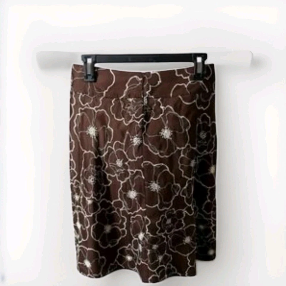 ANN TAYLOR Petites 100% Silk Skirt Brown Cream Embroidered Flowers Classic 8p - Image 3 of 4