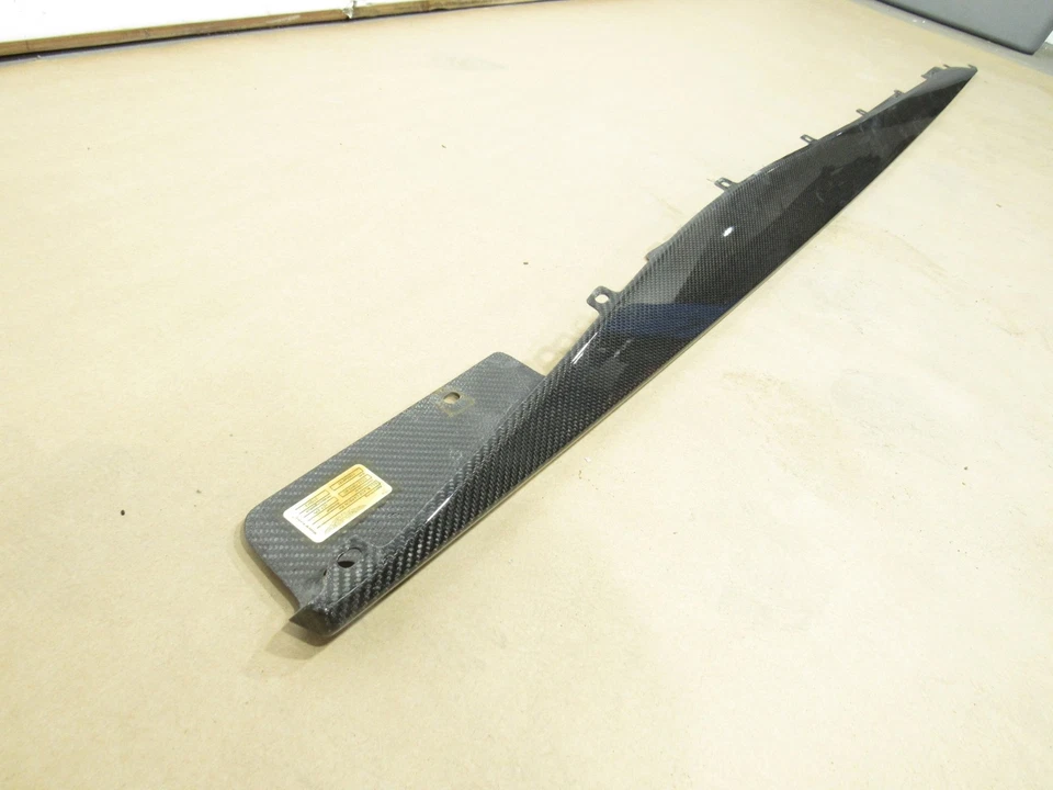 Cubierta de carbono 14-18 Aston Martin Vanquish 2014 placa inferior derecha hoja umbral @3 Foto 2 de 4