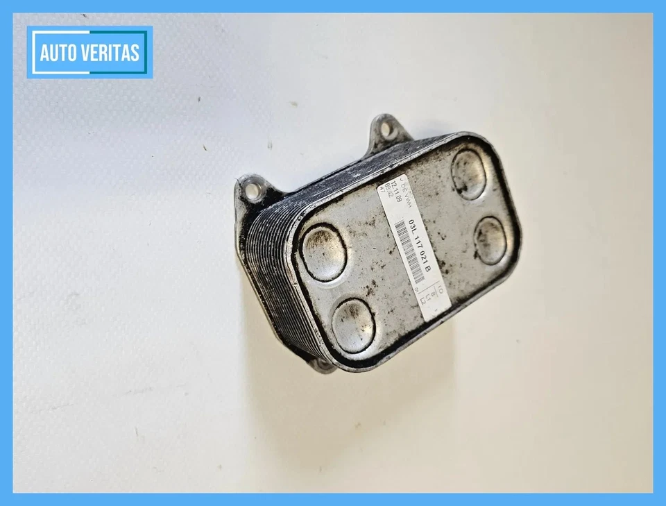 original oil cooler VW Seat Skoda 8P Golf Passat 2,0 TDI CFF 03L117021B - Image 2 of 4