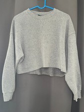 Wild Fable Cropped Gray Sweatshirt M Raw Hem Casual Pullover