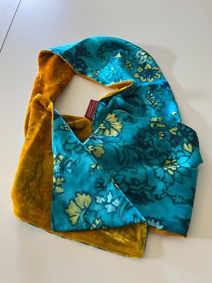 Agave Maria 100% Handcrafted Designs Silk & Velvet Blue & Gold Scarf 7 x 63''