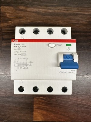 ABB FI F204 A-40/0.03A Fehlerstrom-Schutzschalter, 2CSF204123R1400